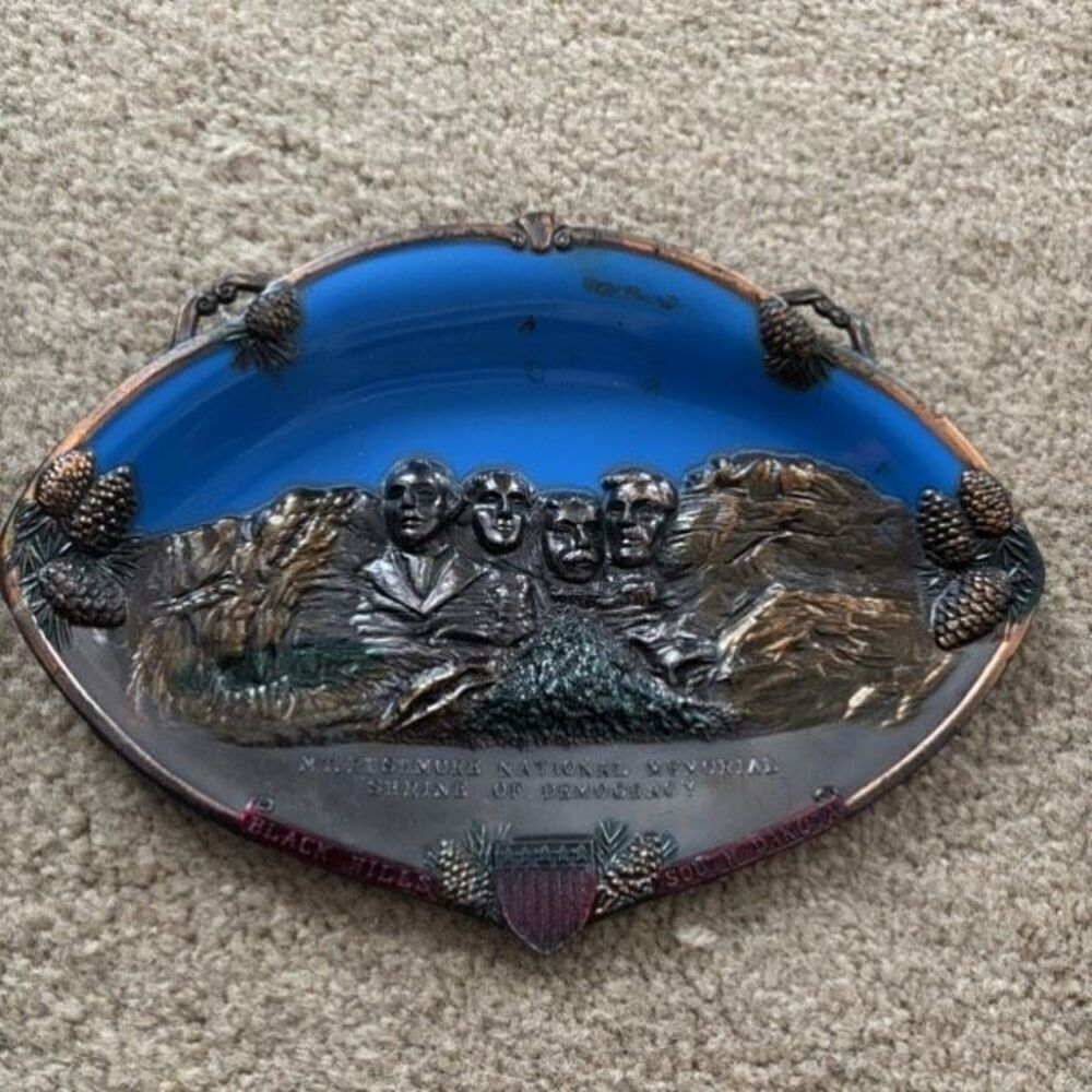 Mt. Rushmore National Memorial Shrine Of Democracy Copper Wall Hanging